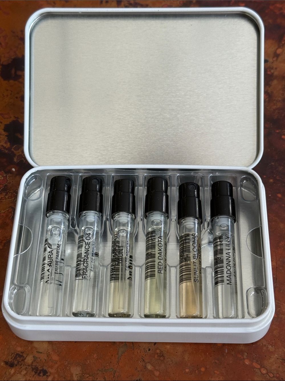 DedCool (6) Discovery Fragrances in Reusable Travel Tin